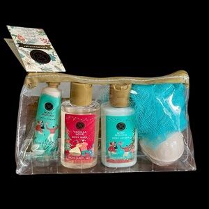 New Modern Expressions Holiday Bath Pouch - 5pc Set